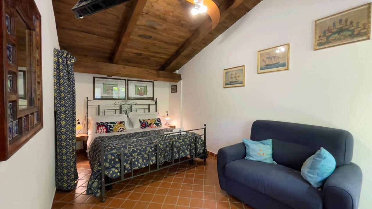 Agriturismo La Casa Del Ghiro Pimonte Bagian luar foto