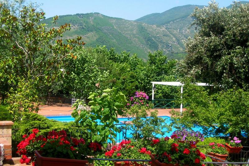 Agriturismo La Casa Del Ghiro Pimonte Bagian luar foto